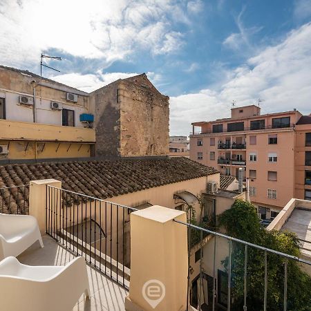 Luisa Apartment Кальяри Экстерьер фото