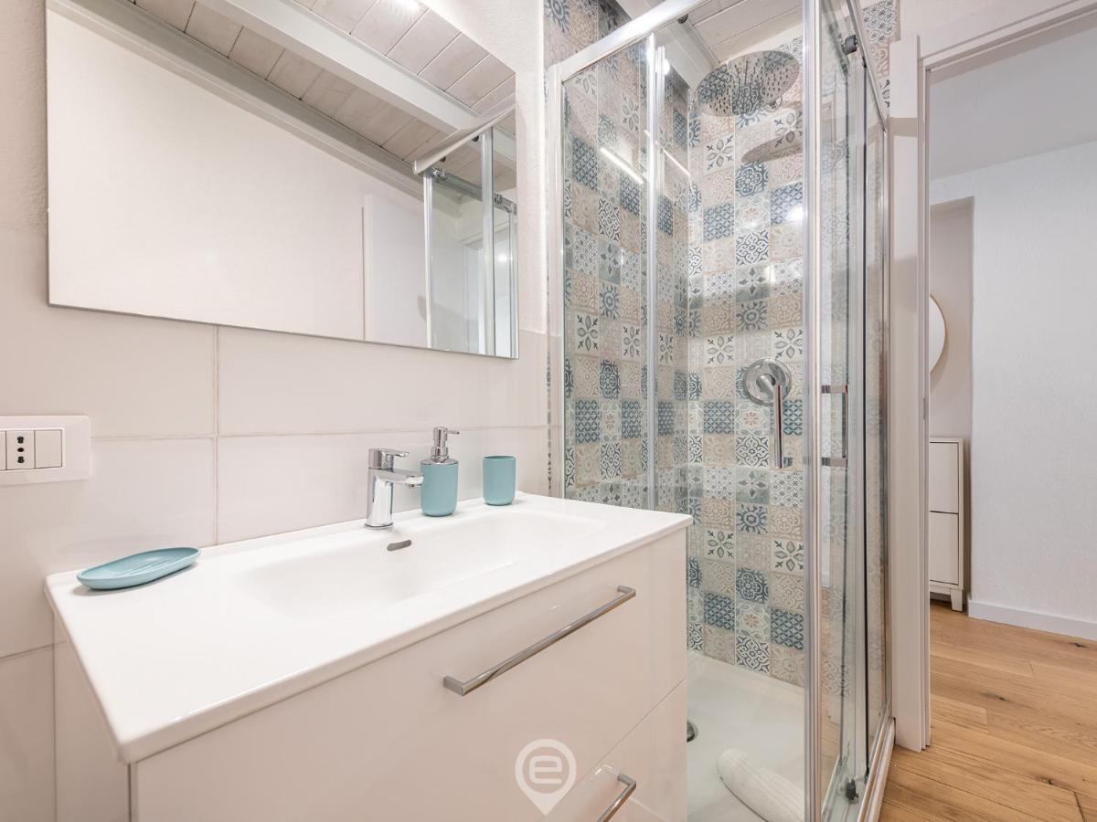 Luisa Apartment Кальяри Экстерьер фото