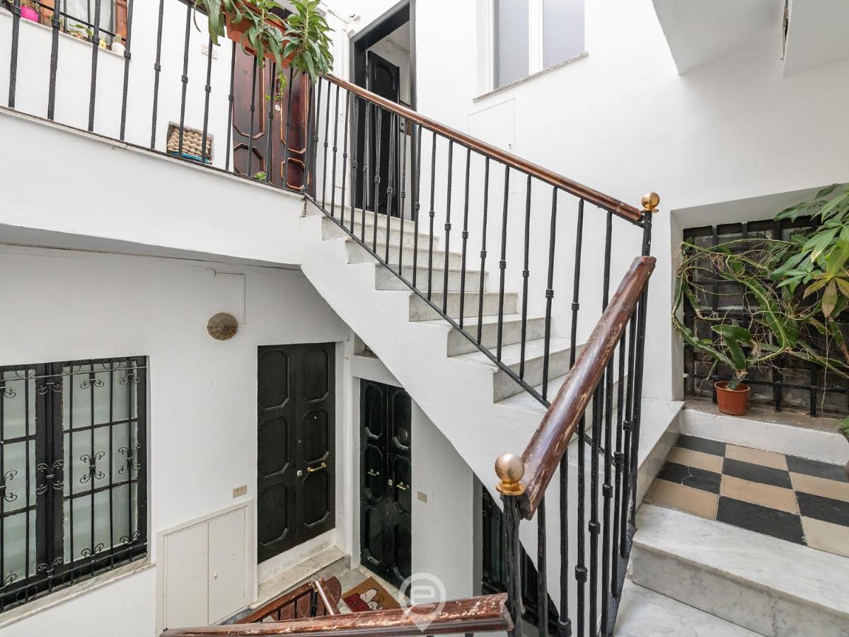 Luisa Apartment Кальяри Экстерьер фото